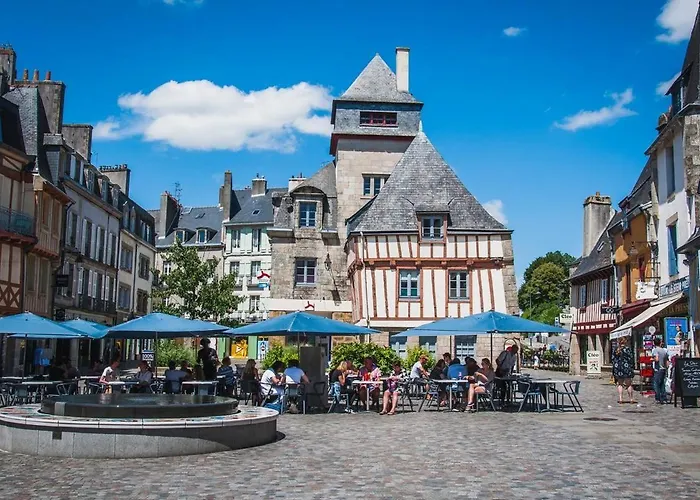 Quimper: T3 Avec Vue Cathedrale Proche Gare